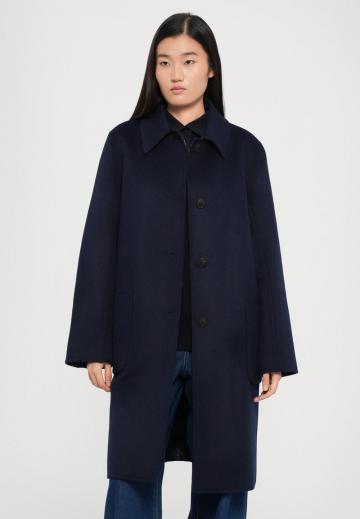 Шерстяное пальто