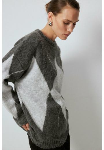 Длинный пуловер