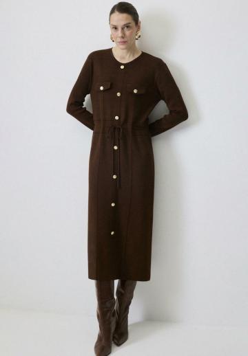 Вязаное платье