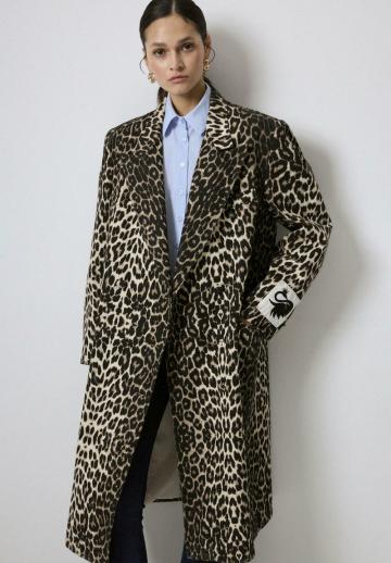 Шерстяное пальто