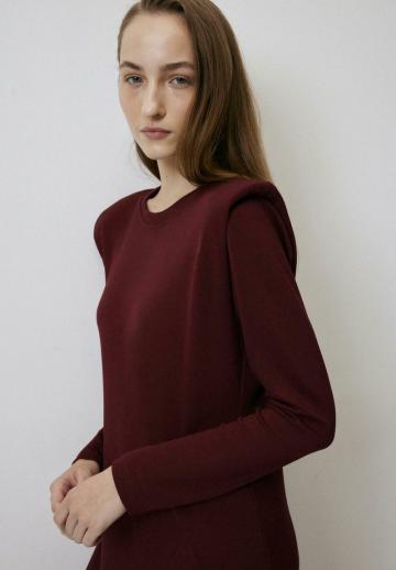 Вязаное платье