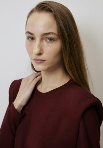 Вязаное платье