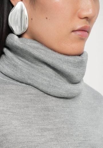 Вязаное платье