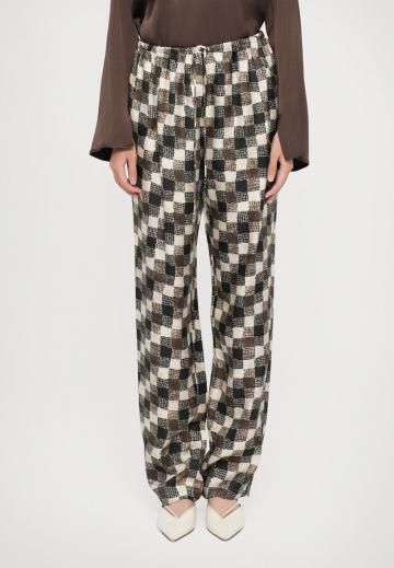 Широкие брюки