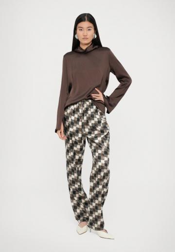 Широкие брюки