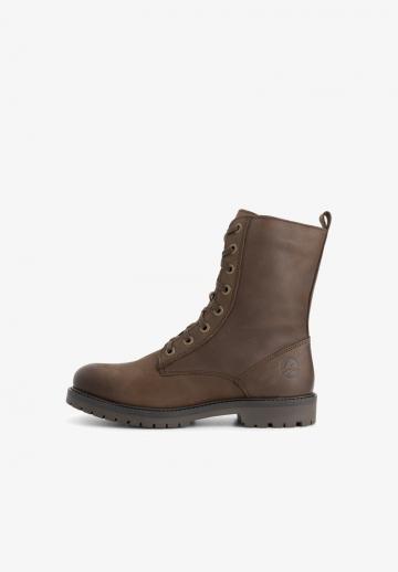 Ботинки на шнуровке