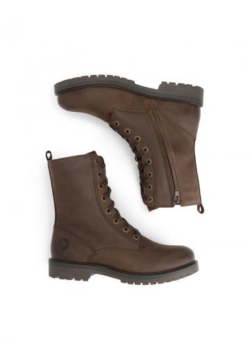 Ботинки на шнуровке