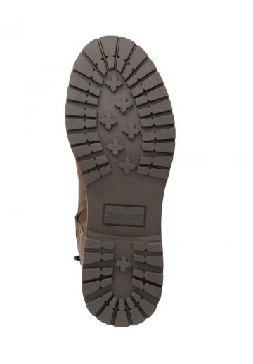 Ботинки на шнуровке