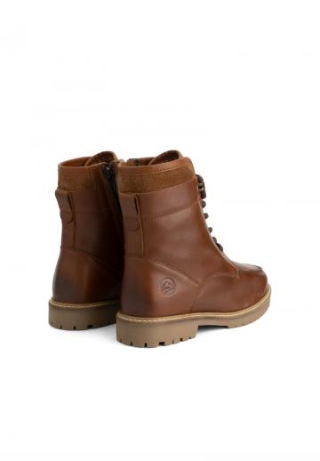 Ботинки на шнуровке