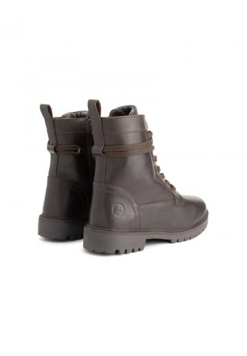 Ботинки на шнуровке