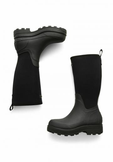 Резиновые сапоги