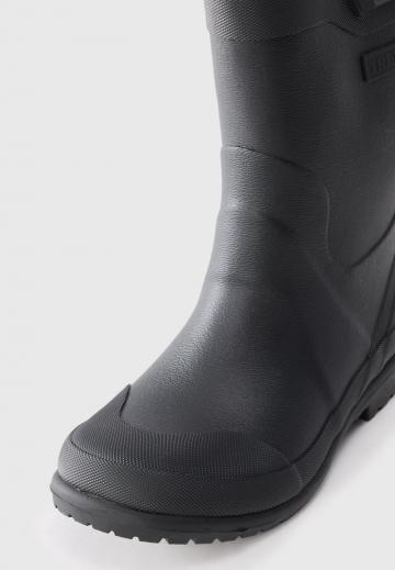 Резиновые сапоги