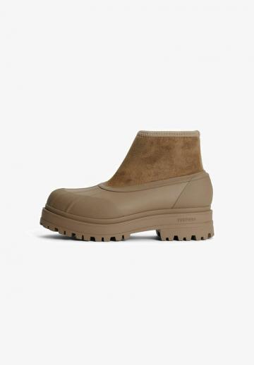 Полусапожки на платформе