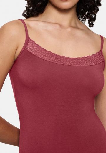 Топ на бретельках