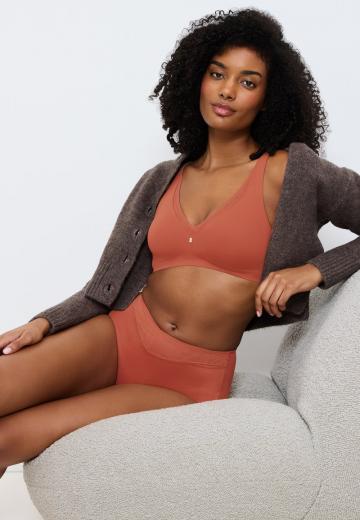 Бюстгальтер-минимайзер