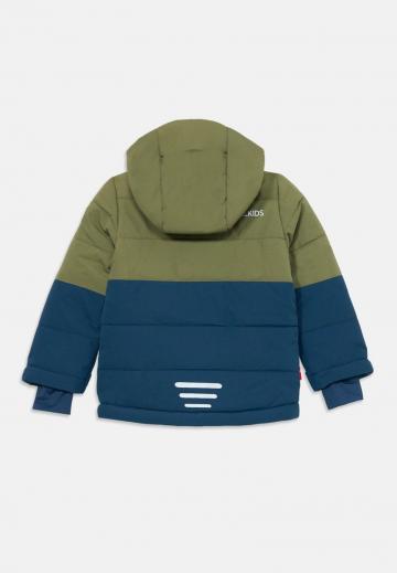 Спортивная куртка