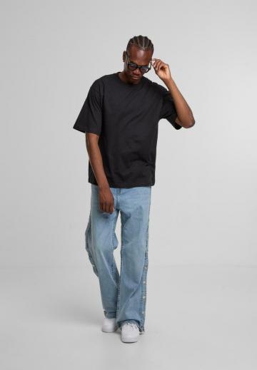 Клешеные джинсы