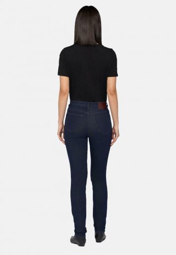 Узкие джинсы