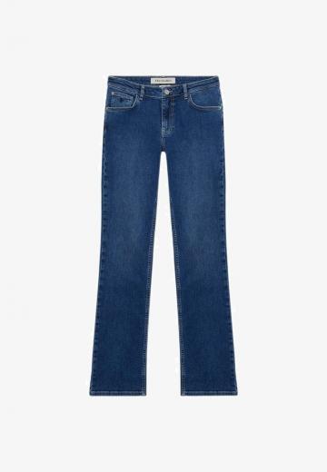 Клешеные брюки