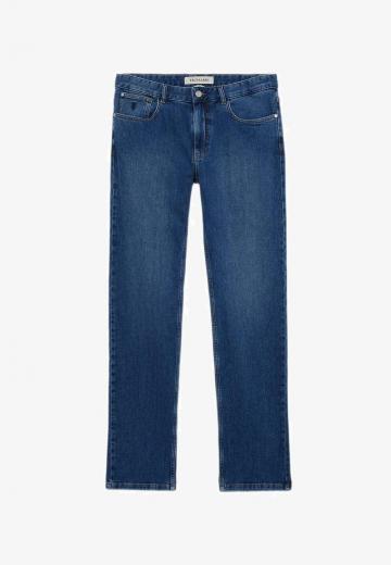 Прямые джинсы