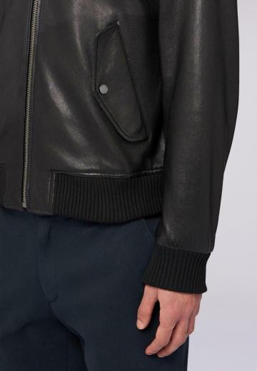 Куртка бомбер