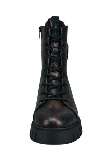 Сапожки на танкетке