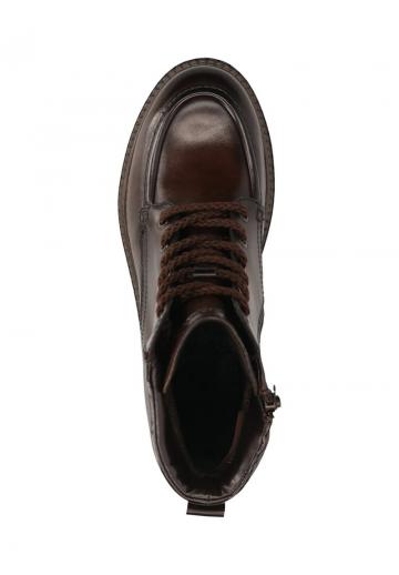 Ботинки на шнуровке