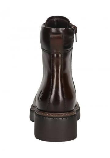 Ботинки на шнуровке