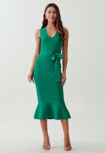 Вязаное платье