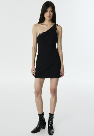 Платье футляр