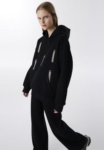 Пуловер с капюшоном