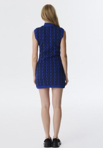 Платье футляр