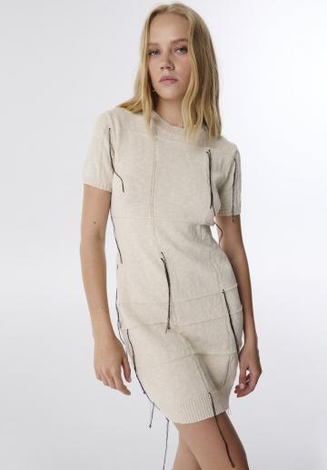 Платье футляр