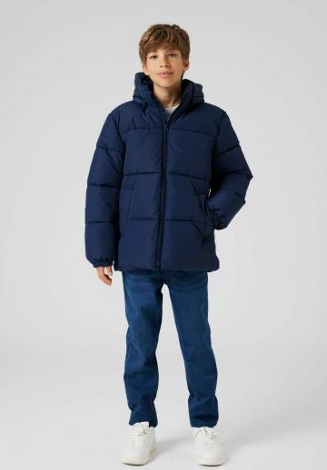 Зимняя куртка