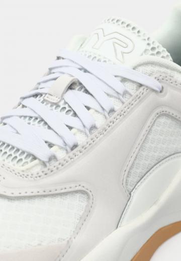 Тренировочные кроссовки