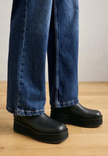 Полусапожки на платформе