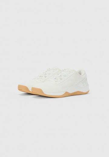 Тренировочные кроссовки