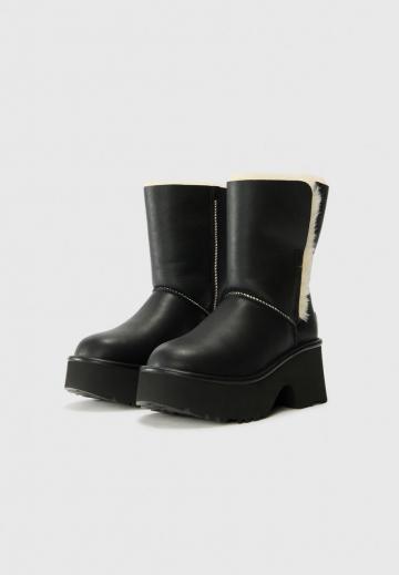 Зимние ботинки