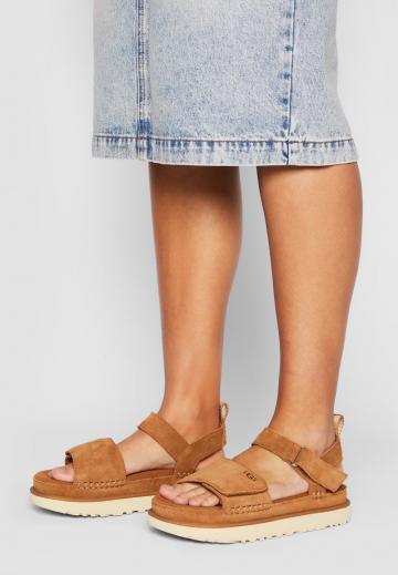 Босоножки на платформе