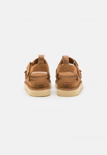 Босоножки на платформе