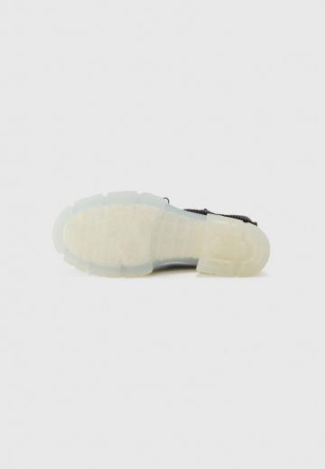 Ботинки на шнуровке