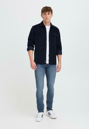 Узкие джинсы