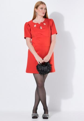 Короткое платье