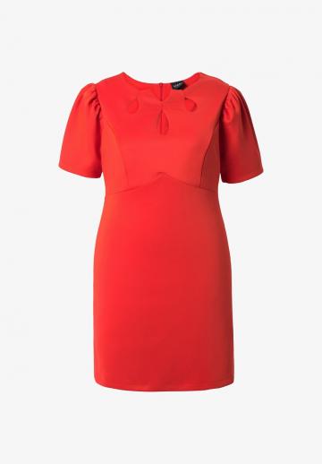 Короткое платье