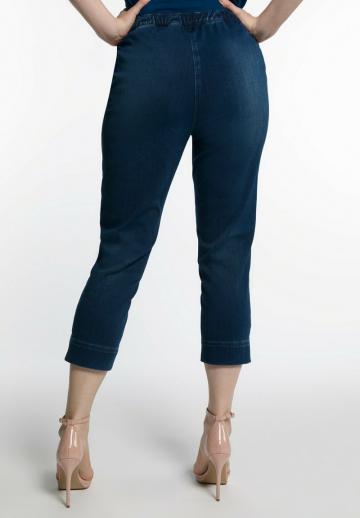 Короткие джинсы