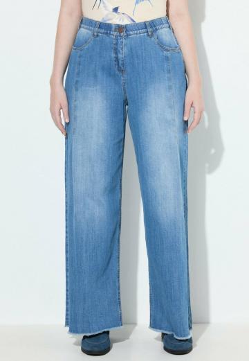 Прямые джинсы
