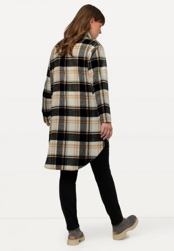 Короткое пальто