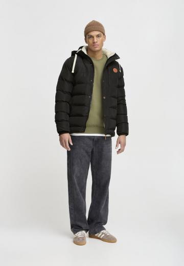 Зимняя куртка