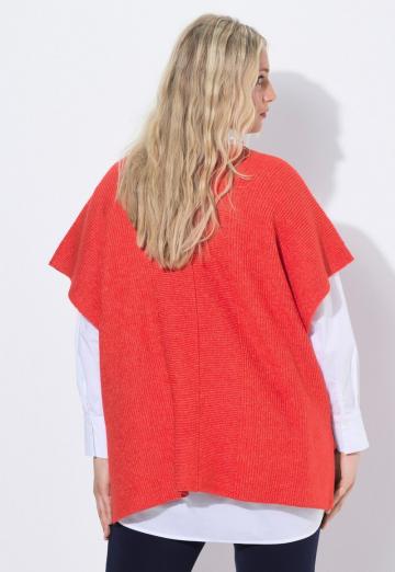 Длинный жилет