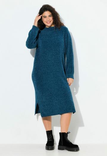 Вязаное платье